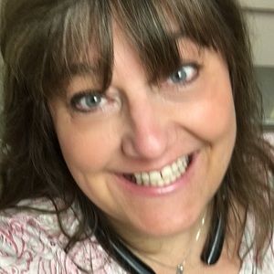 Meet your Posher, Ida